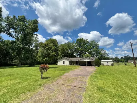 9434 Us Highway 69 S, Warren, TX 77664