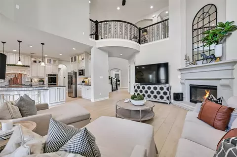 2204 Stillhouse Hollow Ln, Friendswood, TX 77546