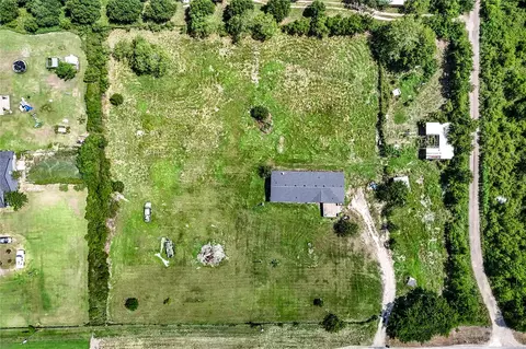 10225 Beard Rd, Needville, TX 77461