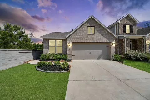 15623 Red Panda Rd, Conroe, TX 77302