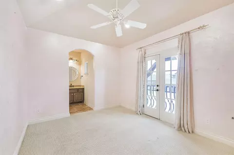 Bedroom - 111 Oak Estates Dr, Conroe, TX 77384 photo 5 of 5