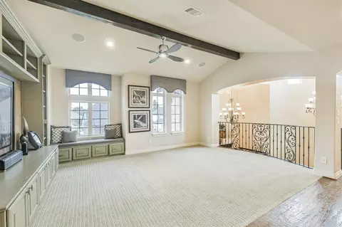 Entry Way - 111 Oak Estates Dr, Conroe, TX 77384 photo 4 of 5