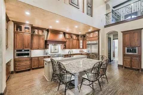 Kitchen - 111 Oak Estates Dr, Conroe, TX 77384 photo 1 of 4