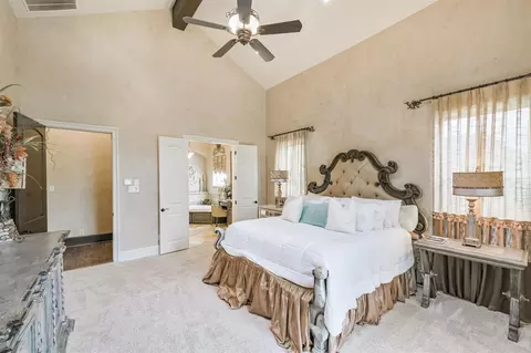 Bedroom - 111 Oak Estates Dr, Conroe, TX 77384 photo 2 of 5