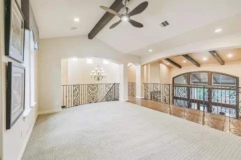 Living - 111 Oak Estates Dr, Conroe, TX 77384 photo 7 of 7