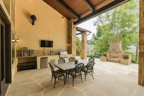 Other - 111 Oak Estates Dr, Conroe, TX 77384 photo 8 of 9