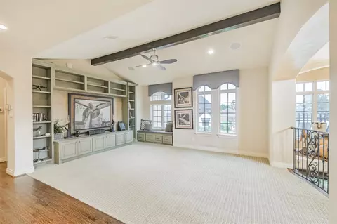 Living - 111 Oak Estates Dr, Conroe, TX 77384 photo 6 of 7