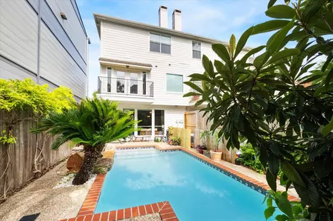 1202 Marconi St NE, Houston, TX 77019