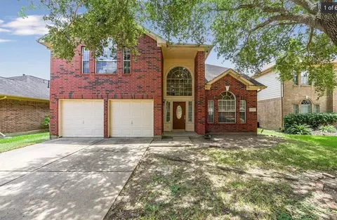 4134 Almond Lake Dr, Houston, TX 77047