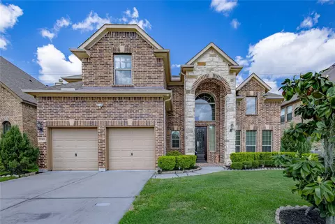 13403 Sunset Bay Ln, Pearland, TX 77584