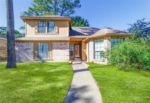 15627 Lago Villa Dr, Tomball, TX 77377
