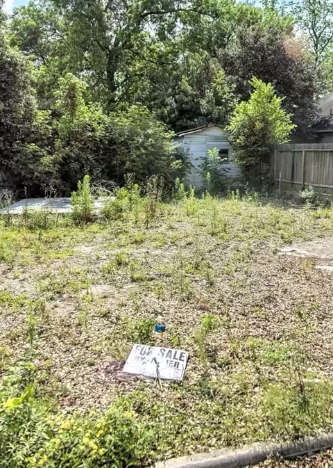 3410 Amboy St, Houston, TX 77026