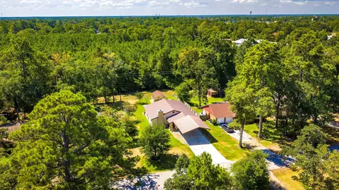 415 Northwood Dr, Conroe, TX 77303