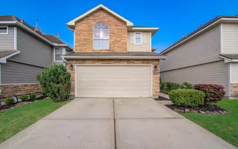 10918 Tobar Falls Cir, Houston, TX 77064