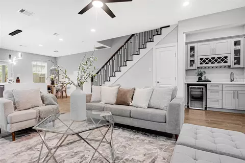 10021 Alfred Ln #A, Houston, TX 77041