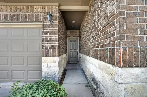 Entry Way - 23715 Springwolf Dr, Spring, TX 77373 photo 1 of 2