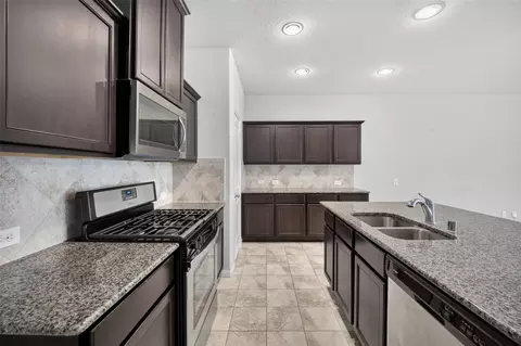 Kitchen - 23715 Springwolf Dr, Spring, TX 77373 photo 1 of 1