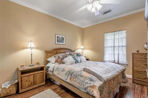 Bedroom - 206 Lake Front Dr, Trinity, TX 75862 photo 5 of 8
