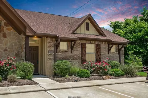 3325 Wakewell Ct, College Station, TX 77845