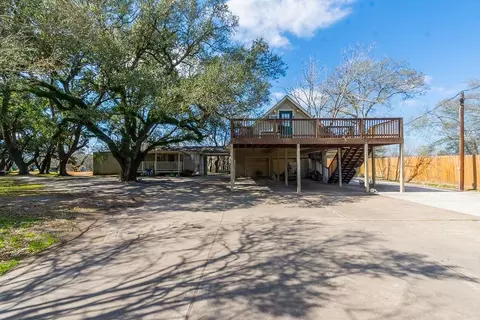 6102 Masters Rd, Manvel, TX 77578