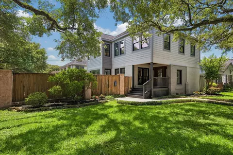 4344 Clay St, Houston, TX 77023