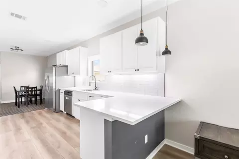 Kitchen - 802 Thomas Ave, Pasadena, TX 77506 photo 4 of 4