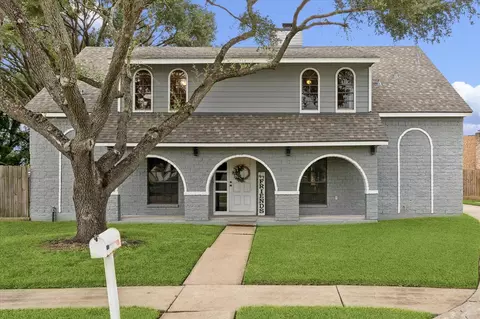 10715 Sageglow Dr, Houston, TX 77089