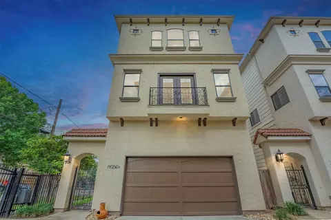 Homes For Sale in 77008, TX | Real Estate & Listings | Movoto