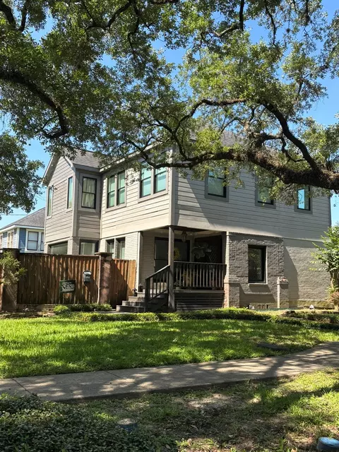4344 Clay St, Houston, TX 77023