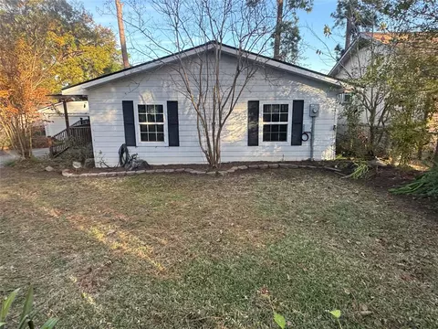 210 Willow Bnd, Onalaska, TX 77360