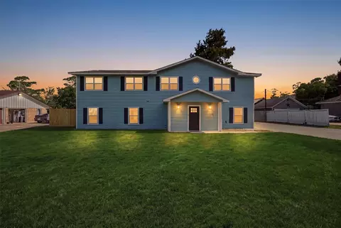 625 Shadylawn St, Shoreacres, TX 77571