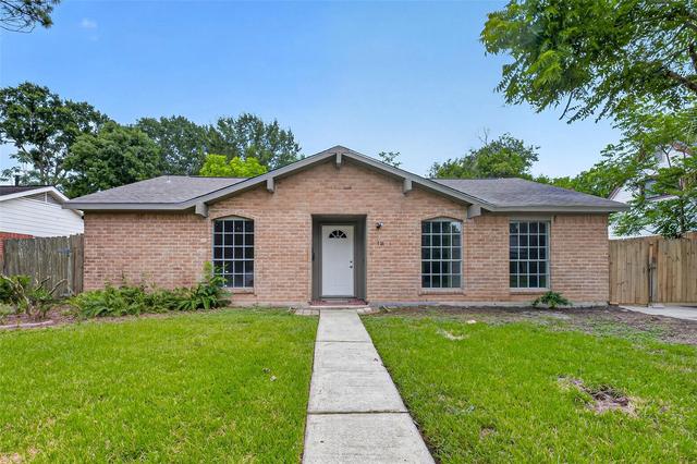 706 Buoy Rd, Houston, TX 77062