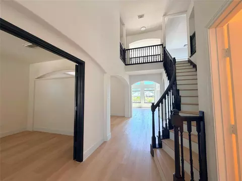 Entry Way - 22110 Bridgestone Pine Ct, Spring, TX 77388 photo 5 of 6