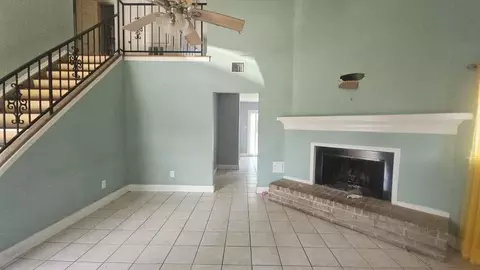 615 Corvette Ln, Houston, TX 77060