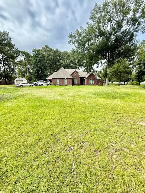 911 S Commons View Dr, Huffman, TX 77336