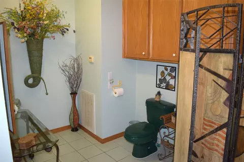 Bath - 26 Westpoint Dr, Trinity, TX 75862 photo 3 of 8