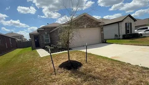 3027 Elassona Ln, Fresno, TX 77545