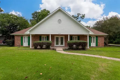 2226 Chasse Bend St, Orange, TX 77632