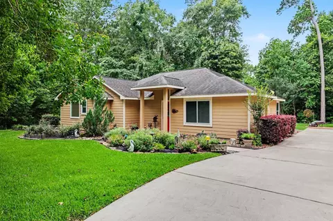 4824 Holly Ln E, Montgomery, TX 77316