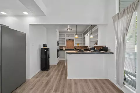 Kitchen - 77 High Mdw, Trinity, TX 75862 photo 3 of 3
