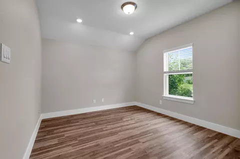 Bedroom - 2082 Gadwall Dr, Conroe, TX 77384 photo 5 of 5
