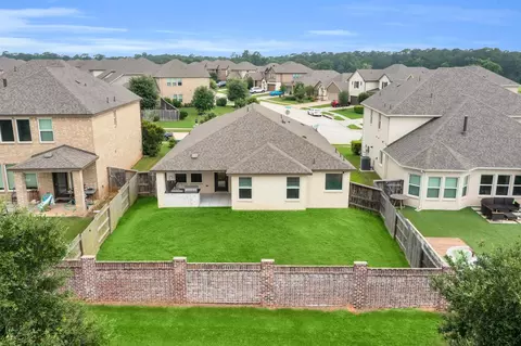 View/Area - 2082 Gadwall Dr, Conroe, TX 77384 photo 2 of 12