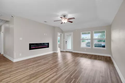 Living - 2082 Gadwall Dr, Conroe, TX 77384 photo 2 of 3