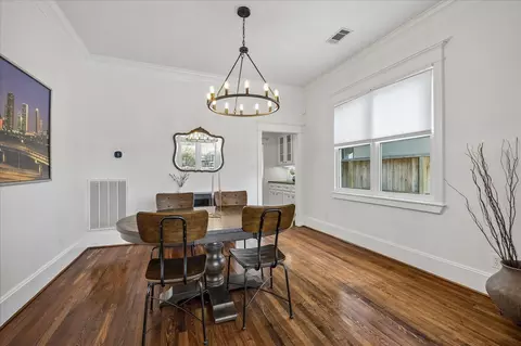 Dining - 710 Redan St, Houston, TX 77009 photo 4 of 4