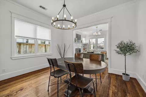 Dining - 710 Redan St, Houston, TX 77009 photo 3 of 4