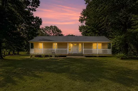 31 Elendor Dr, Cleveland, TX 77328