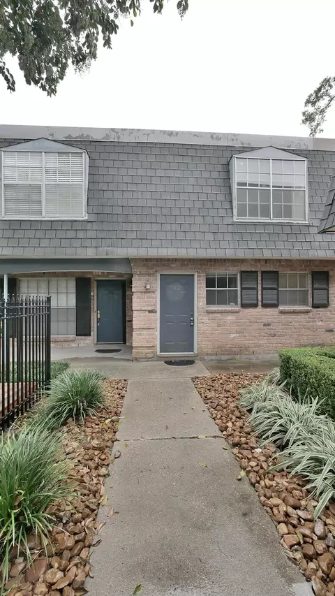 9025 Gaylord Dr #3, Houston, TX 77024