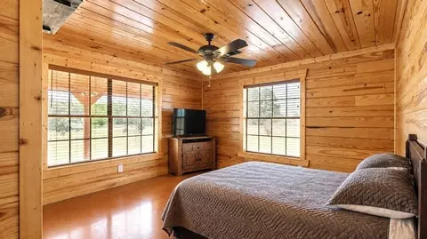 Bedroom - 130 Raleigh Cir, Trinity, TX 75862 photo 1 of 3