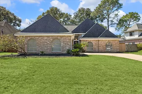15503 Ensenada Dr, Houston, TX 77083