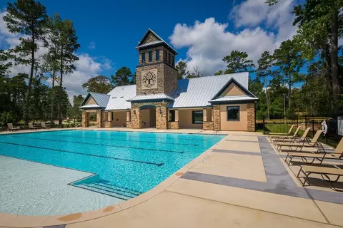Exterior - 605 Ashbrook Ridge Ln, Pinehurst, TX 77362 photo 10 of 10